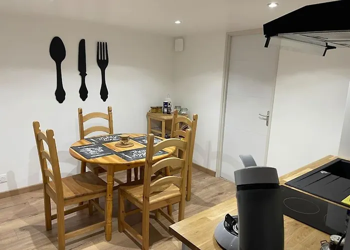 Appart 2 Pieces 35M2,Centre Ville, Parking Gratuit